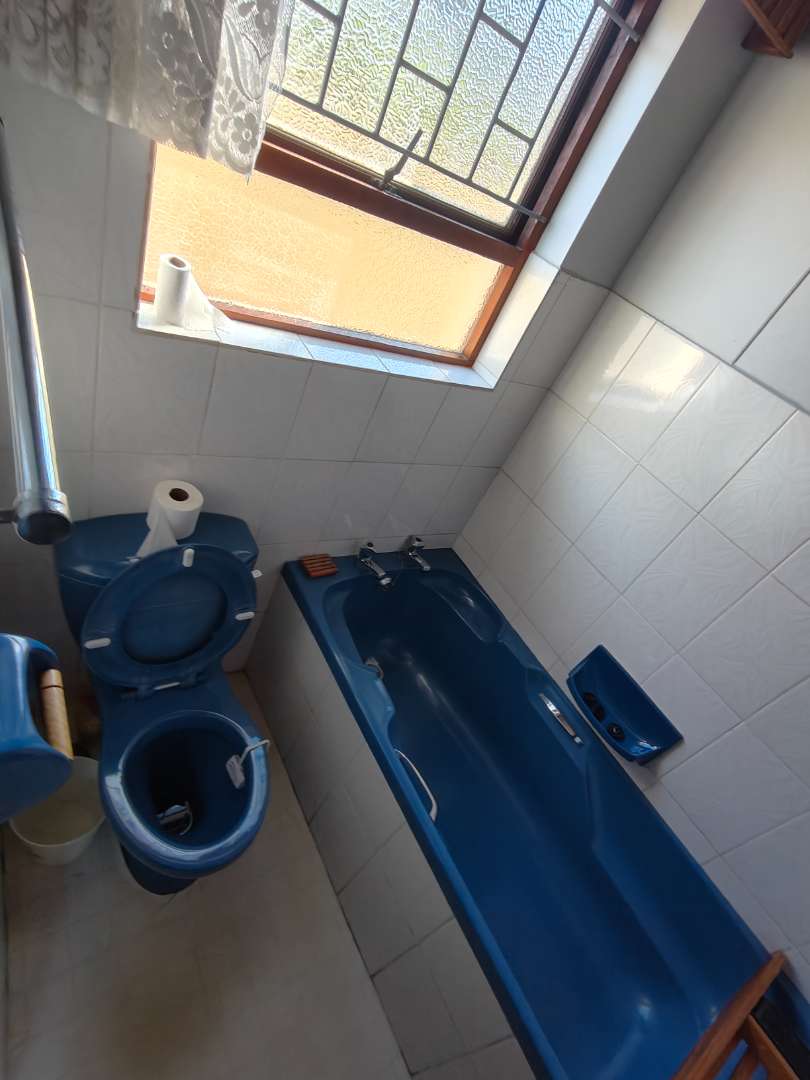 To Let 2 Bedroom Property for Rent in Mossel Bay Central Western Cape
